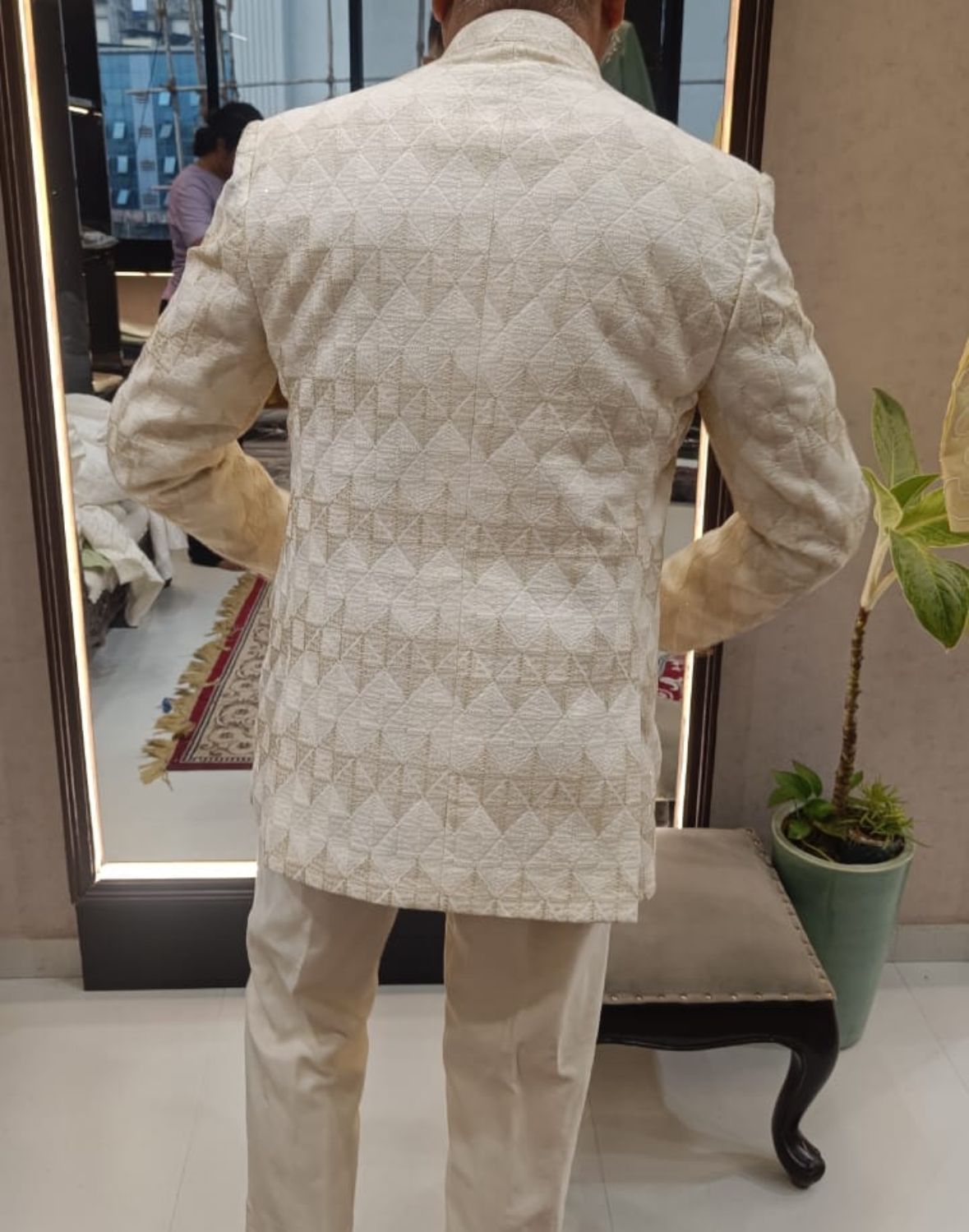 IVORY CREAM MOUNTAIN PATTERN JACKET SET