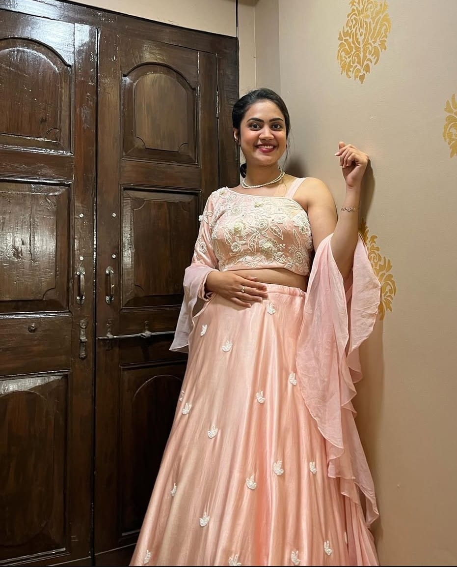 PINK PEAR ONE SIDE SLEEVE LEHENGA CHOLI